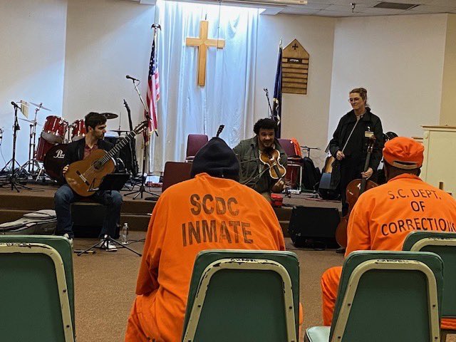 Two 2022 Grammy-nominated musicians — guitarist Mak Grgić &amp; violinist Curtis Stewart - joined cellist Claire Bryant to perform a concert for inmates at Lee CI recently. Mak &amp; Claire are professors at <a href="/GamecockMusic/">USC School of Music</a>. Claire &amp; <a href="/DecodaMusic/">Decoda</a> have a long partnership with Lee. 👏🏼👏🏼
