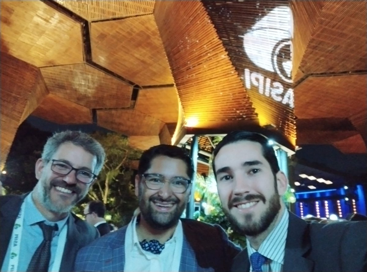 👩🏻‍💼👨🏻‍💼 Nuestra fundadora, Cristina Casas y el responsable del departamento jurídico, Carlos Riesco han estado presentes esta semana en el congreso internacional  “XXIII Jornadas de Trabajo y Consejo de Administración” celebrado en Medellín 🌎 y organizado por ASIPI