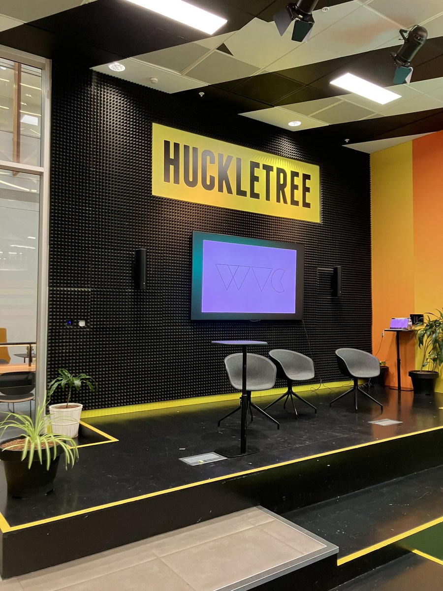 So excited for @wvce_tech holiday drinks with <a href="/drinklaylo/">Laylo</a> <a href="/huckletree/">HUCKLETREE</a> <a href="/eileentso/">Eileen Burbidge</a> supporting women in tech and #vc