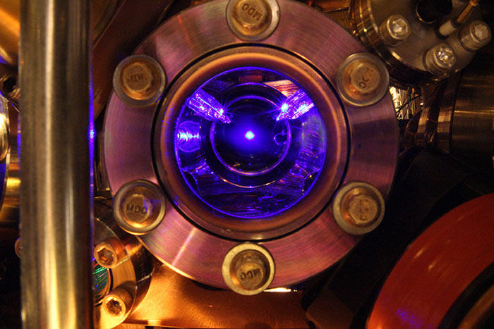 Time keeps on slipping into the future. Here’s how we measure the moments: nist.gov/how-do-you-mea…