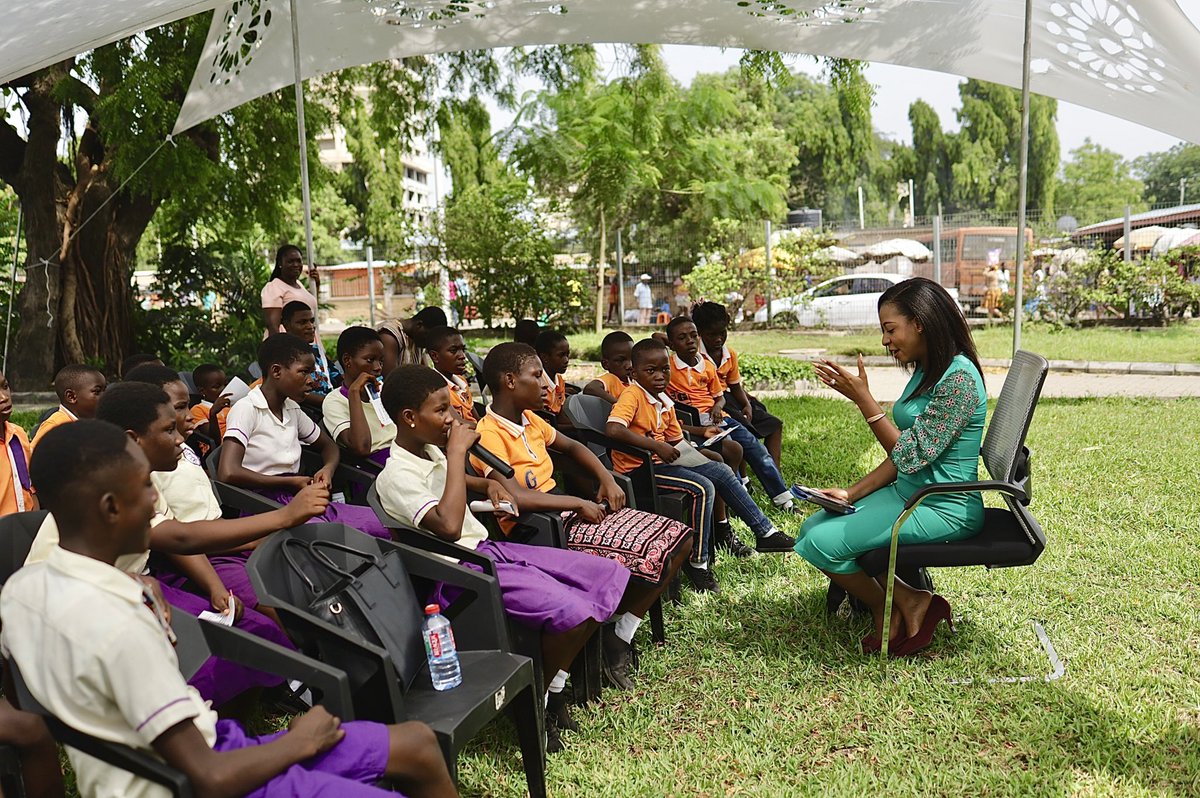 worldreader_wa's tweet photo. This is how our #AccraDigiReadExperience went. Special thanks to all the students, teachers, guests and staff who made it possible. https://t.co/OxUTbRT86D