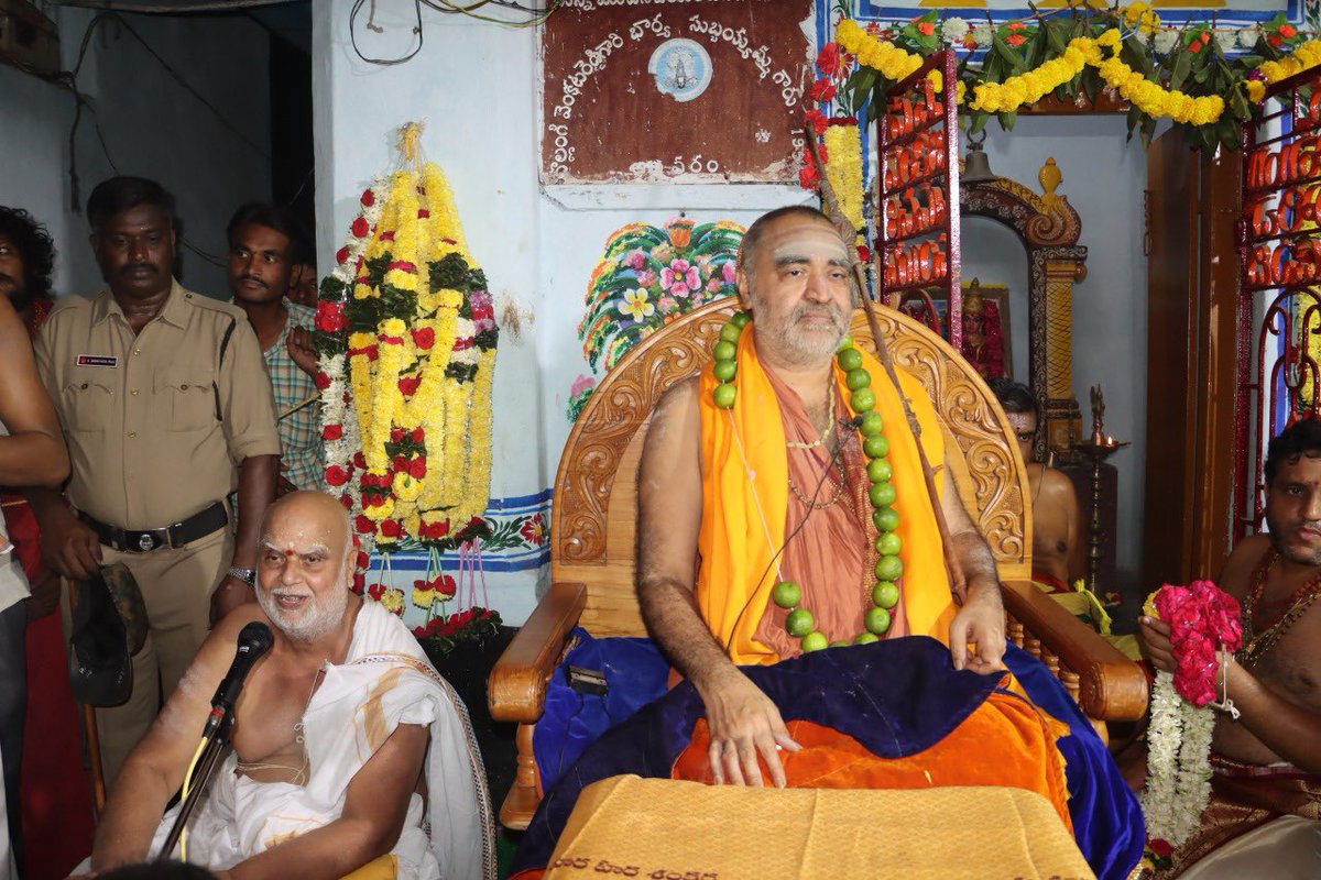 KanchiMatham's tweet photo. Vijaya yatra updates- Pujyashri Shankaracharya Swamiji visited Sri Setibali Ramalayam and gave anugraha bashanam @ Thadigunta colony, #Peruru on 1 Dec. 2022 https://t.co/TLGZDoMFp6