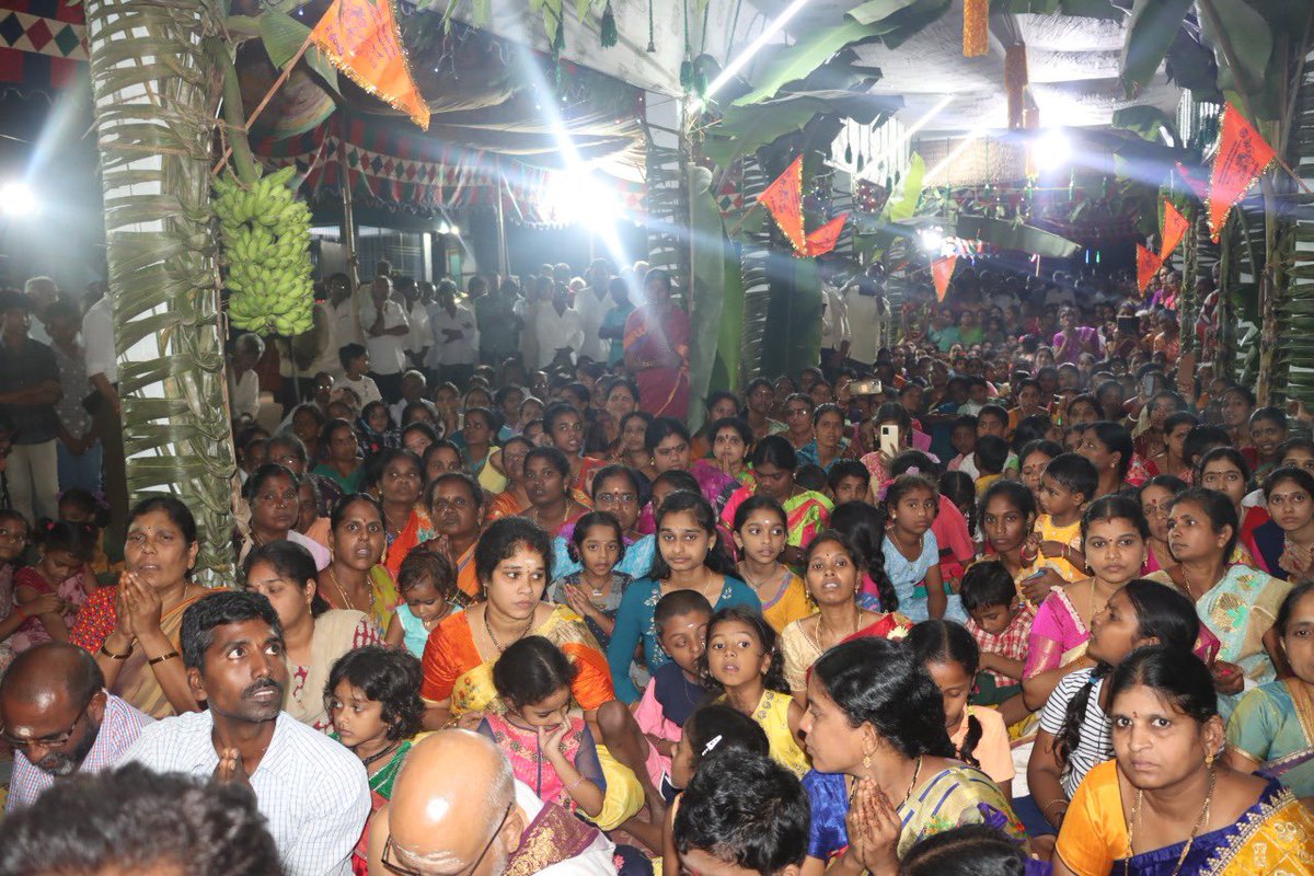 KanchiMatham's tweet photo. Vijaya yatra updates- Pujyashri Shankaracharya Swamiji visited Sri Setibali Ramalayam and gave anugraha bashanam @ Thadigunta colony, #Peruru on 1 Dec. 2022 https://t.co/TLGZDoMFp6