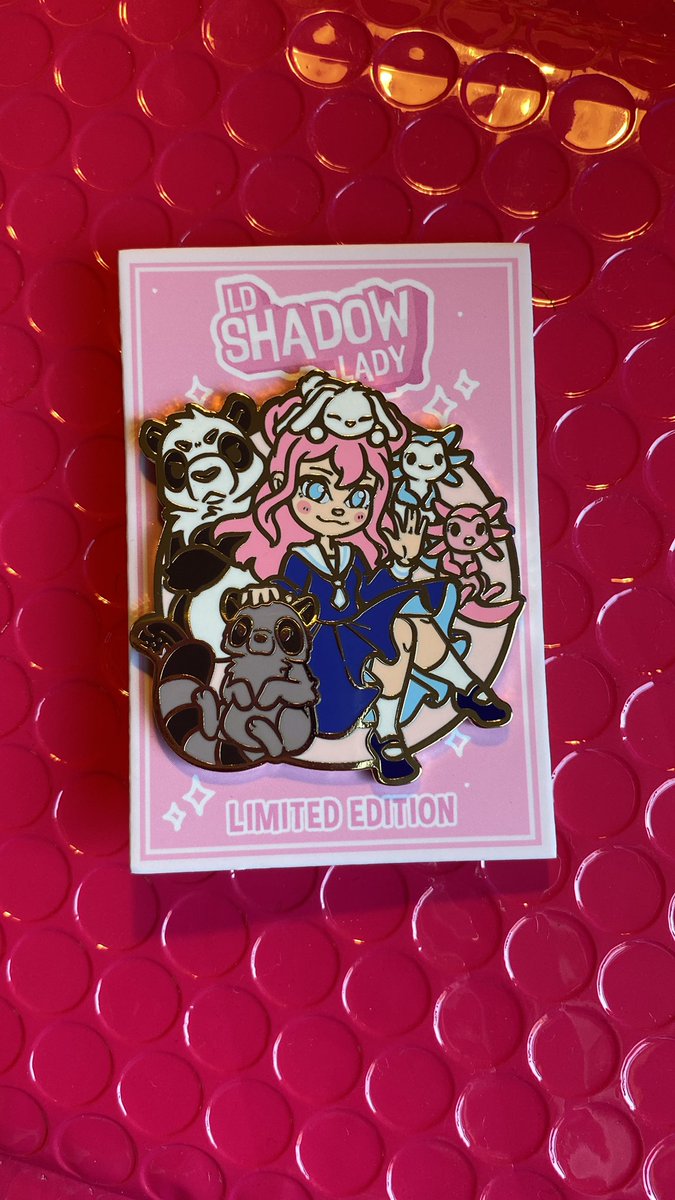 @LDShadowLady look what arrived! i’m obsessed!! 💗✨