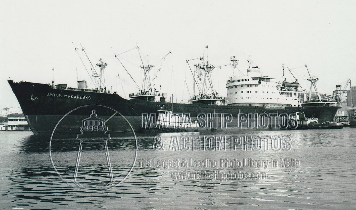 Shipguru's tweet photo. #Polishbuilt #russian #cargoship #ANTON_MAKARENKO #assisted by #TugMalta #tugs #CETTA and #KATRIN at #grandharbourmalta - 28.03.1987 - https://t.co/nfgboxcB5B - NO PHOTOS can be used or manipulated without our permission https://t.co/kcjdcSdLEY