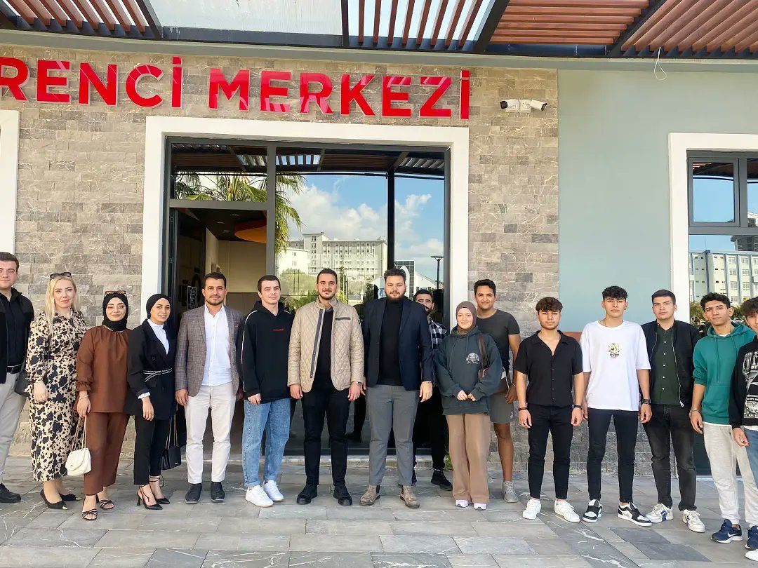 ÜniAk Bölge Koordinatörümüz @alisonmez_53 , Üniversiteler İl Başkanımız <a href="/mehmetsismaan/">Mehmet ŞİŞMAN</a> ve yürütme kurulu üyelerimiz , ÜniAk Alanya teşkilatımızla buluştuk.
🚀Alanya'yı gördük modumuzu yakaladık😎

#KampüsünGüçlüGençliği 

<a href="/av/">AV</a>.ibrahimethemtas 
<a href="/av/">AV</a>.alibayramdogan 
<a href="/mehmetsismaan/">Mehmet ŞİŞMAN</a>