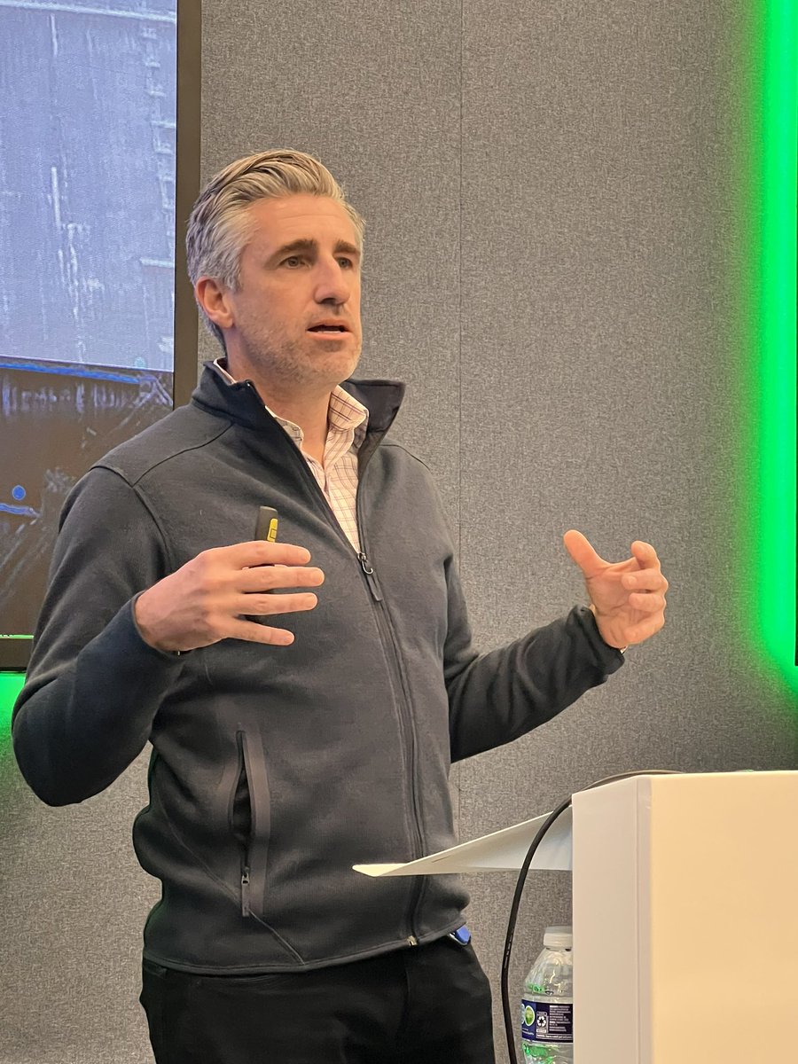 claudiaromh's tweet photo. To close the year on a high note, our leader for North America @shaun_mccarthy hosted an inspiring town hall in Dallas office highlighting @Nokia’s success and the promising opportunities ahead of us in 2023 #teamnokia https://t.co/5cGbf5jW1p