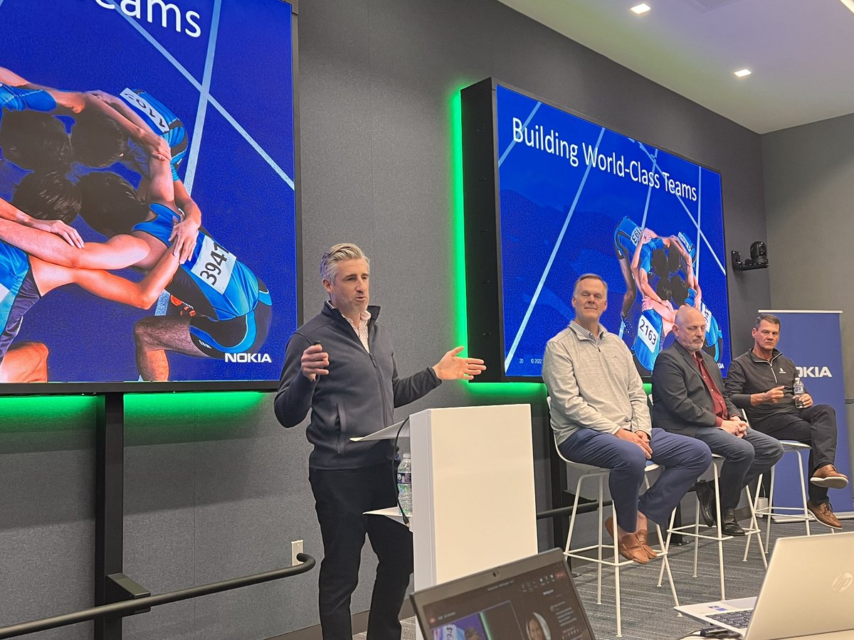 claudiaromh's tweet photo. To close the year on a high note, our leader for North America @shaun_mccarthy hosted an inspiring town hall in Dallas office highlighting @Nokia’s success and the promising opportunities ahead of us in 2023 #teamnokia https://t.co/5cGbf5jW1p
