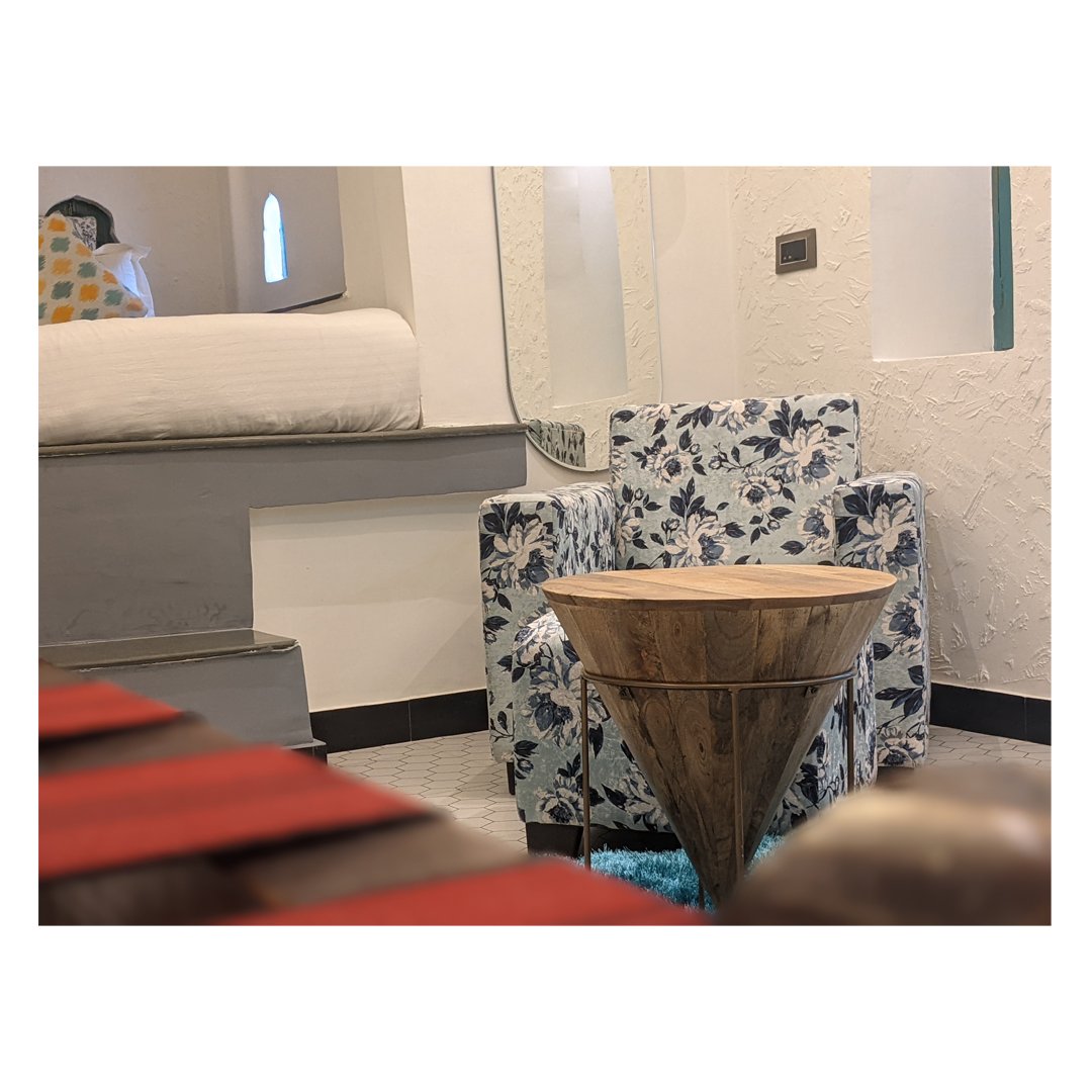 anshu_bhansali's tweet photo. Close-ups of design elements turned out 🤩 @moustachescapes (#moustachehosteludaipur)
Man behind execution @lalwani_sagar11 (all-rounder)
.
.
.
#moustachehostels #udaipur #udaipurdiaries❤️ #hostelroomdecor #hostelmakeover #roommakeovers #roomstyling https://t.co/u64NUyPxQv