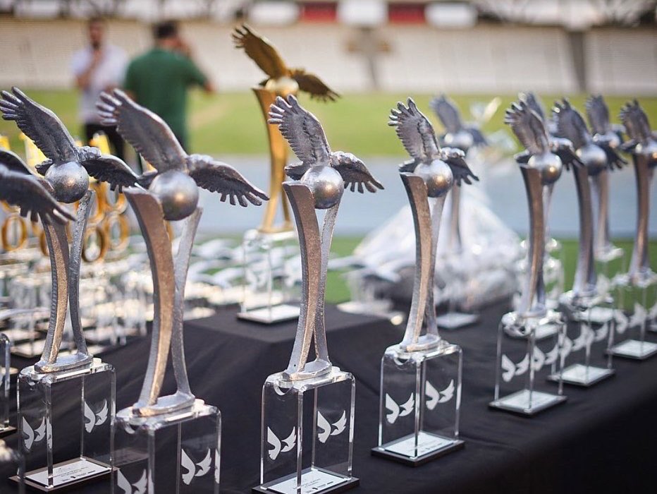 cotymias's tweet photo. Premios #Condor2022.

En el estadio Mario Alberto  Kempes  se vivió una noche de festejos y reconocimientos 🏟✨Evento que organiza anualmente la Agencia Córdoba Deportes.

🤸‍♀️⛹️Felicito a quienes fueron reconocidos por su dedicación y talento. https://t.co/YQJN8VL9gA