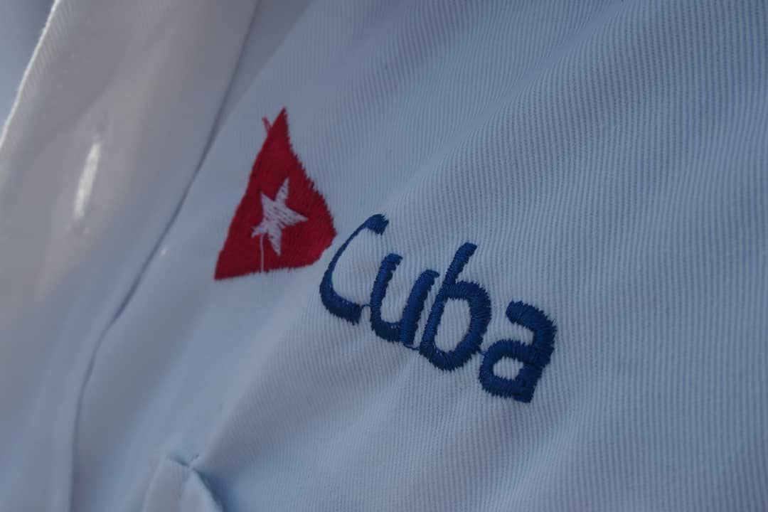 MINSAPCuba's tweet photo. Con la llegada de la 1era brigada médica🇨🇺 a Argelia🇩🇿, en mayo de 1963, inició el quehacer de #CubaPorLaVida en otra regiones del mundo. Hasta la actualidad se ha extendido a 164 países donde nuestros profesionales han brindado amor, solidaridad y hermandad.

#CubanosConDerechos https://t.co/FTIQja9tn2