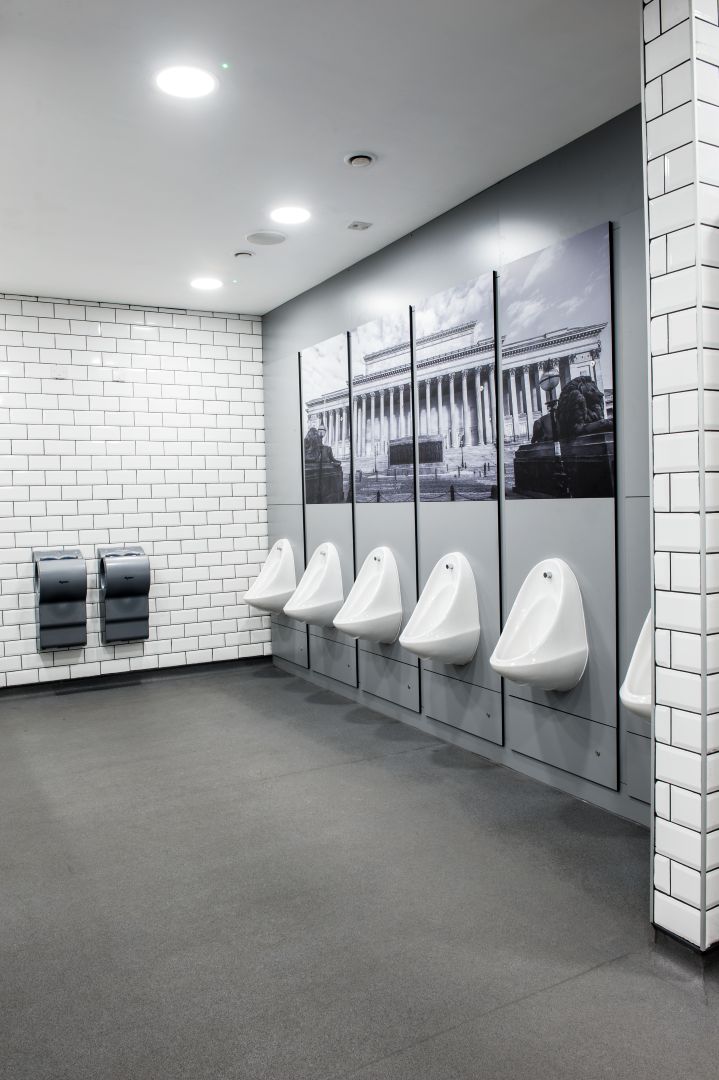 totalcubicles's tweet photo. Have you ever visited Lime Street Station in Liverpool? 
if not, check out this magnificent peice we provided. 
We can provide Cubicles, IPS, Vanities and benching for your space and graphics that are appealing to the eye
Sales@totalcubicles.co.uk
#Construction #manufacturer https://t.co/MF1vQ2ZdBC