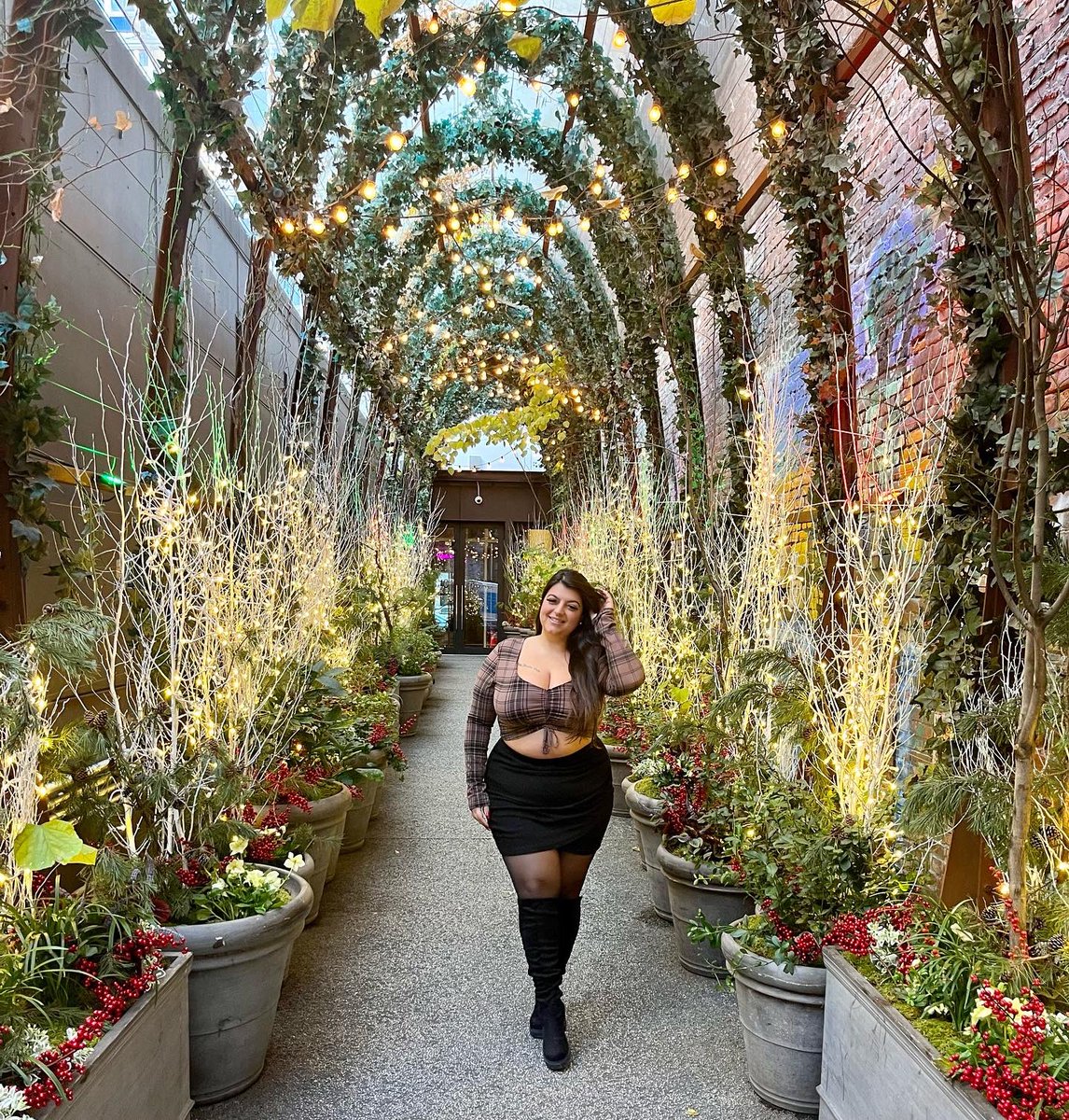 Calista Diamandis 👑 Toronto | FMTY on Twitter: "RT @GreekGoddess6ix: Happy Friday everyone!"