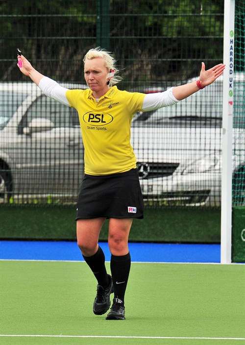 Calling all clubs!  North District are running a face to face Level 1 umpire course before Christmas!  Details below.  Anyone interested should email northdistrictumpires@hotmail.com 

Tuesday 20 December 2022
Countesswells Refectory 
18.00 - 20.20