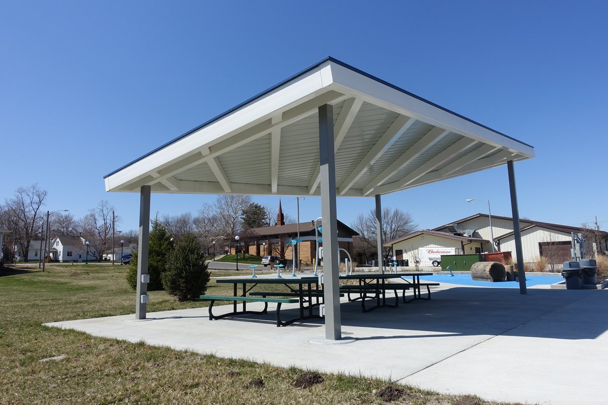Making standard designs not so standard. 
 #poligonstructures #poligonshelters #monoslope #Pavilion #picnic #parksandrec