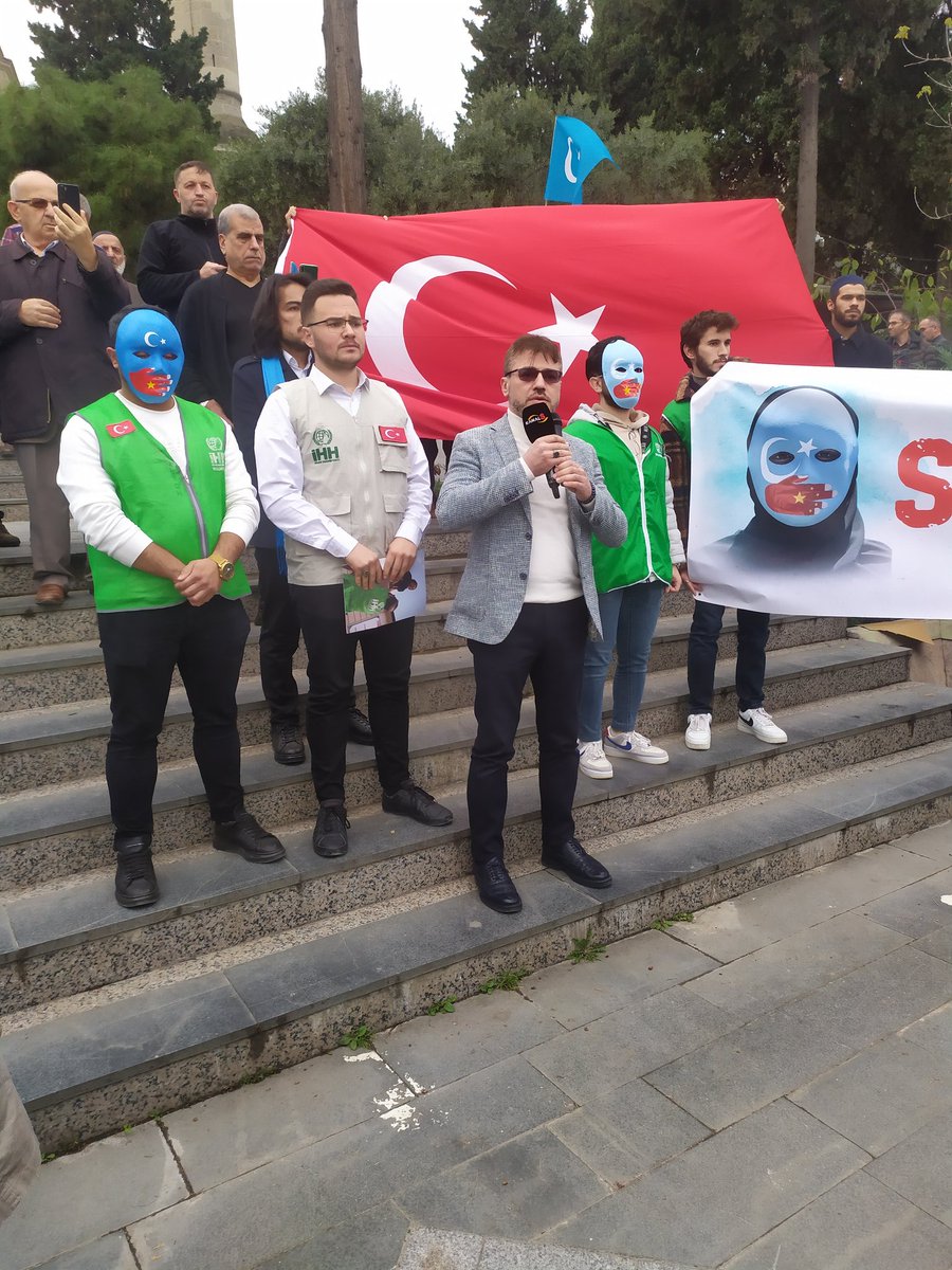 ebs_samsun_1's tweet photo. Çin’in, Doğu Türkistan’daki kardeşlerimize uyguladığı zulme dur demek için.Zulme sessiz kalmayan, her daim mazlumların yanında olan tüm STK Başkanlarımızla, gönüllü kardeşlerimizle, Doğu Türkistan'lı kardeşlerimizin sesini duyurmaya çalıştık.
#DoğuTürkistanBasınAçıklaması https://t.co/VFermIQsZS