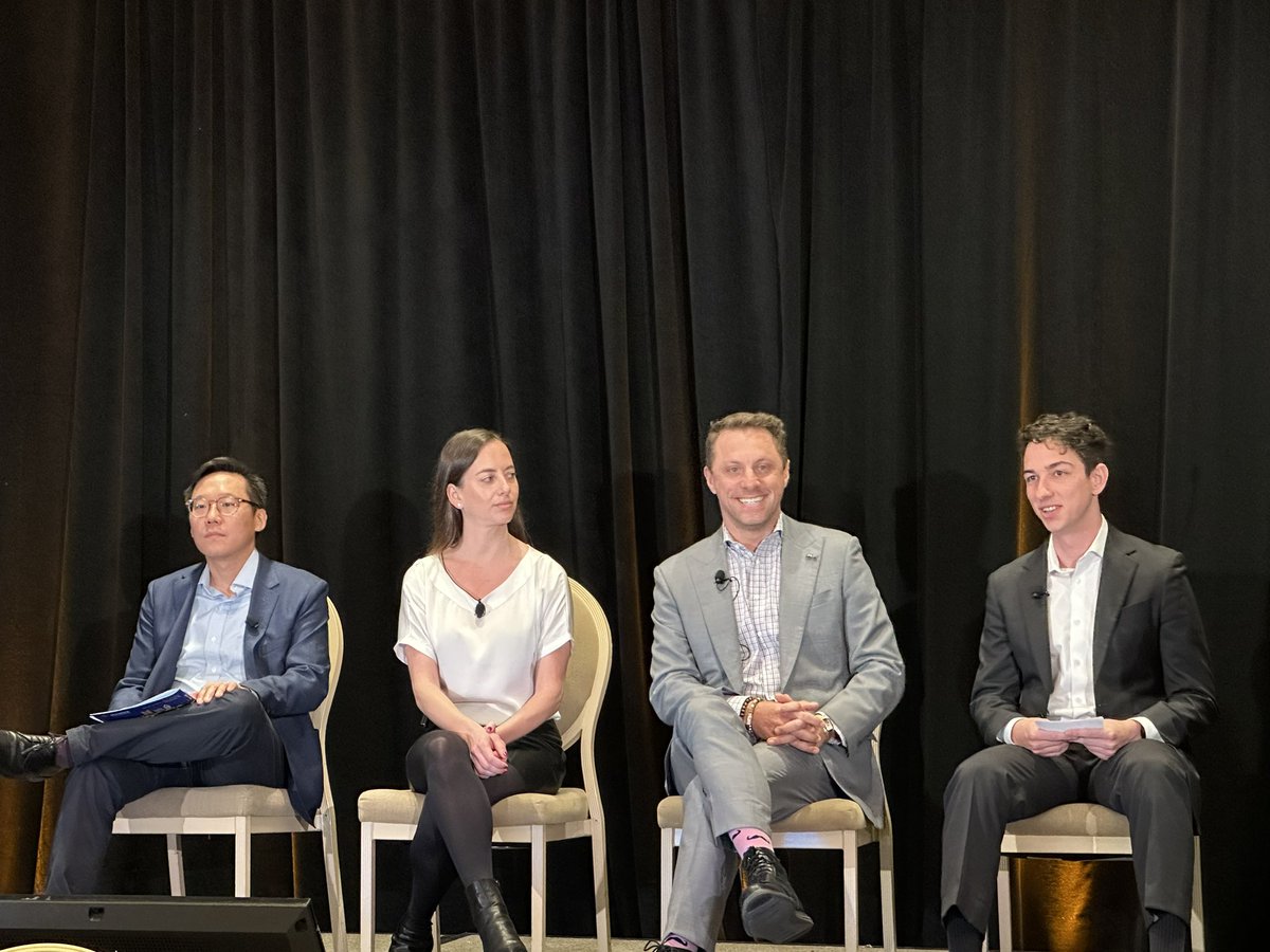 StuartBlitz's tweet photo. Awesome to see @Lacktman is *still* smiling when talking about legal and policy in telemedicine #ATAEDGE @AmericanTelemed https://t.co/fwfgfiv32t