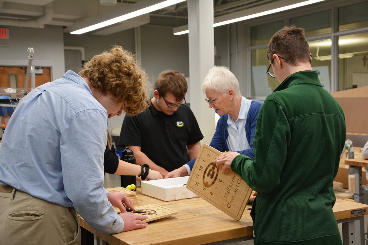 wearesteds's tweet photo. Don't forget to purchase your St. Ed's wooden clock made by our very own St. Andre Scholars and Engineering students! All proceeds go toward expanding our St. Andre Scholars Program. Sales close at Noon on December 12! Purchase your St. Edward Clock at https://t.co/04ShKIRaHj https://t.co/kQyIRPgKAV