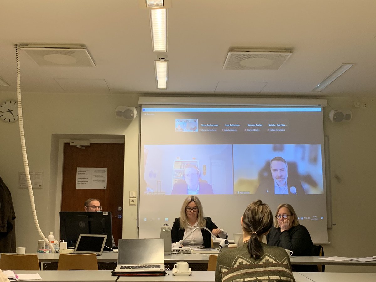 Elena_Holmgren's tweet photo. #ElMaRB PI @mzavadsk, the last roundtable speaker, also believes the study of elections is not over. We just have to be more creative - her bet is on survey experiments and online panels and studying the migrants. https://t.co/MVZc6KuDXj