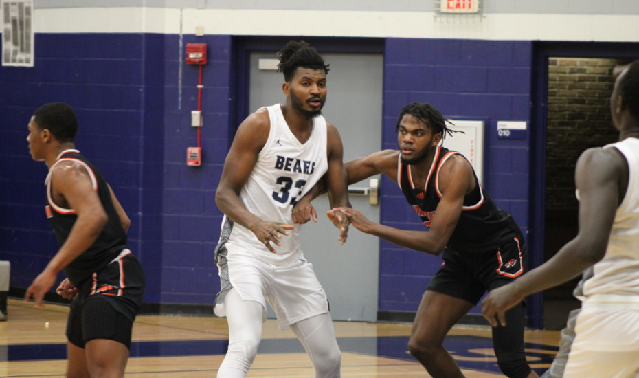 Men's Basketball: Shawnee Dominates Wilberforce
 - ssubears.com/article/5419.p…
