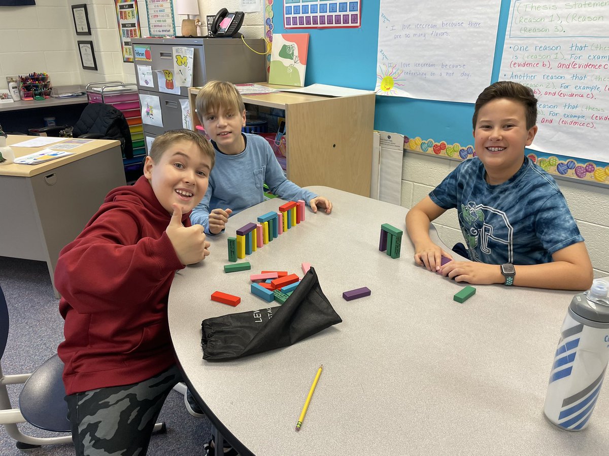 Indoor recess fun today! <a href="/GlenGroveSchool/">GlenGroveSchool</a> #WeAreD34