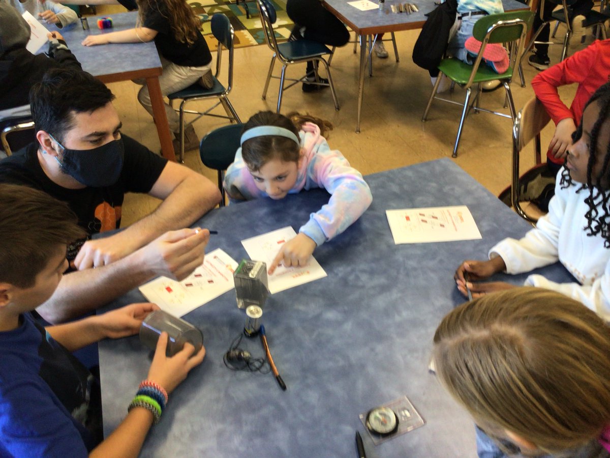 HTSD_Yardville's tweet photo. Mr. Lamb from the Princeton Plasma Physics Lab joined us today to teach students about electricity & magnetism! Thank you Mr. Lamb! #yesSTARS #HTSDPride https://t.co/oUI8qmeUlB