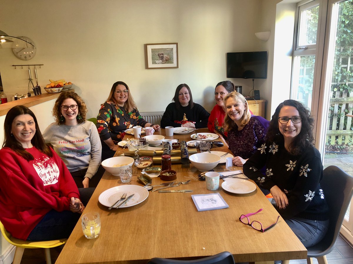 🎄🎁Lovely annual Christmas lunch (&amp; secret Santa) at Kidslingo HQ with some of the Midlands posse today.🎄🎁