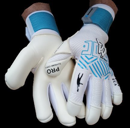 BoyParki's tweet photo. Can’t wait to try these beauties tomorrow as I make my international debut for @ParkinsonsPride vs Northern Ireland…thanks so much @AdvancedGk for a superb quality glove #shakykeeper https://t.co/rl5cAkpAo4
