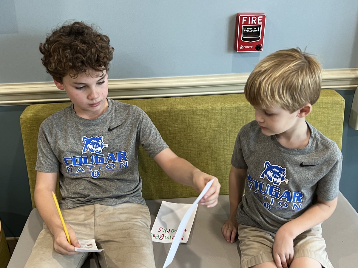 JoeMills9's tweet photo. Kindergarten meeting their 4th Grade buddies for the first time! #WhyBrookstone #BrookstoneLS #BrookstoneIS @BrkstoneCougars https://t.co/fZQDG7QKY3