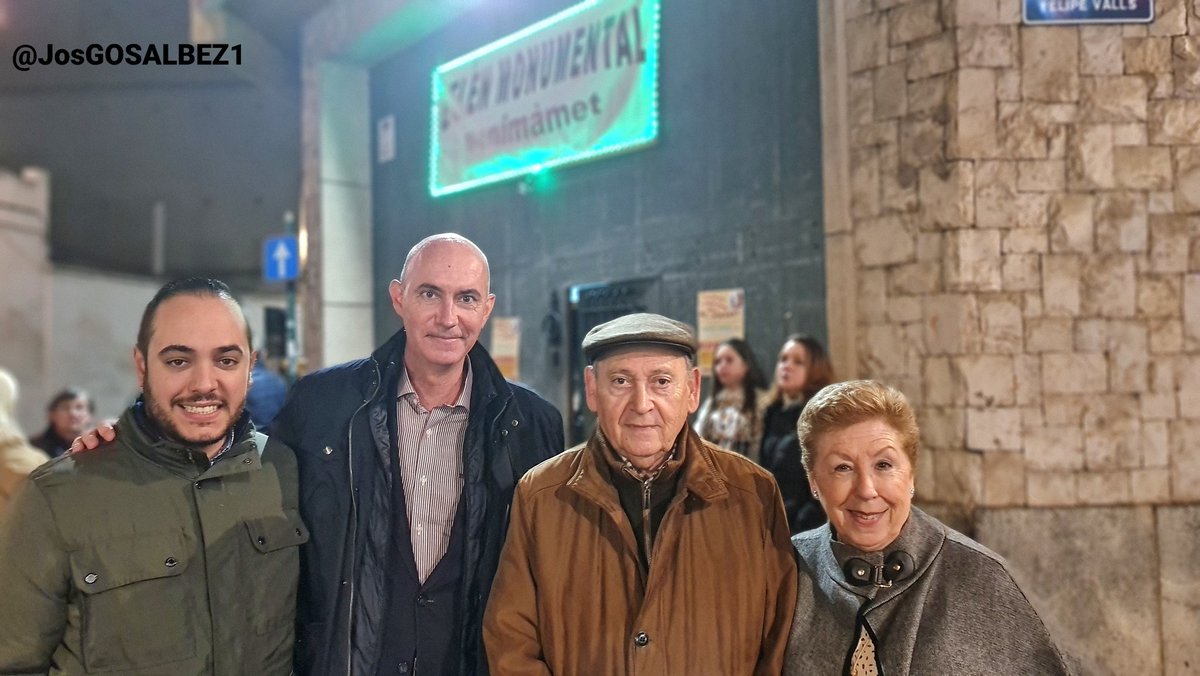 JosGOSALBEZ1's tweet photo. La luz del mundo nace este año en #Benimamet.

✅️ Tradición
✅️ Sentimiento

Un auténtico lujo retomar tradiciones q Ribó pretende dinamitar y q #Benimamet 1 año más ha llevado a cabo d manera excepcional con el apoyo tb d las Parroquias del barrio.

Acercaros. 😉
#Navidad2022 https://t.co/qjuRZ9YyYp