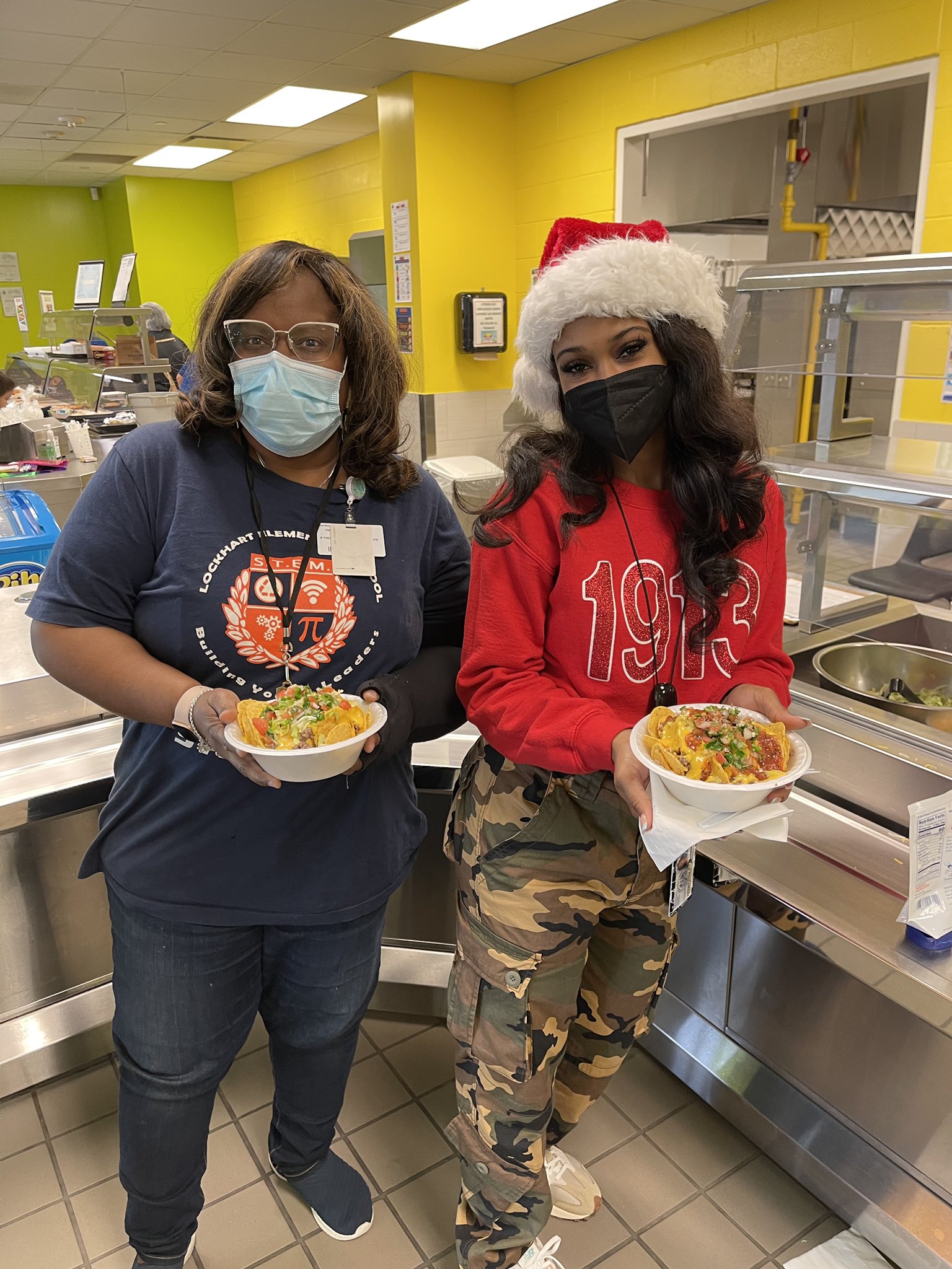 lockhart-elementary-on-twitter-what-do-you-do-when-the-food-truck