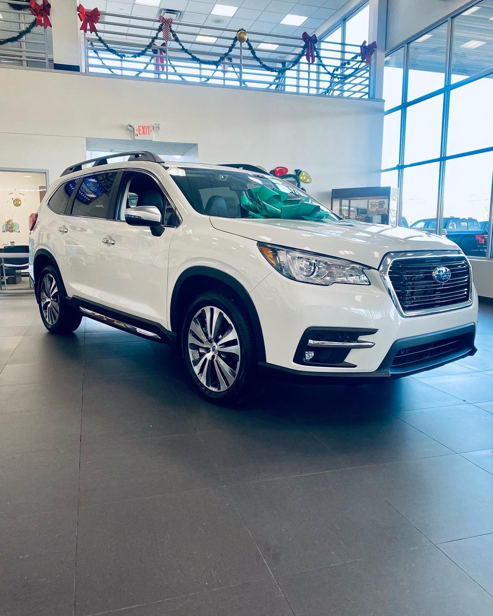 AAmericanSubaru's tweet photo. There’s no better gift for the holidays than this new 2022 Subaru Ascent Touring in Crystal White Pearl. We have 15 more incoming! 

⚪️ 2.4L turbo engine
⚪️ 20” aluminum alloy wheels
⚪️ Nappa leather-trimmed upholstery
⚪️ Subaru symmetrical AWD

Stock #: 22S886 https://t.co/PEUrE0Xw7i