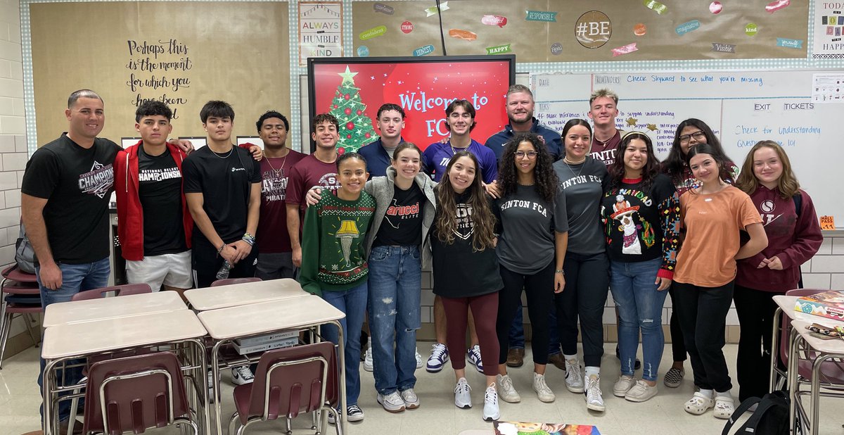 Sinton_FCA's tweet photo. Thank you to our Coastal Bend Area Director Ricky Sparks for coming to share a good word about dying to self this morning with our huddle! We’re gonna work on strengthening our “left hands” to spread the word &amp; love of Christ! Good to be with @SHS_PirateBball this morning too! https://t.co/ETmCCmlkfh
