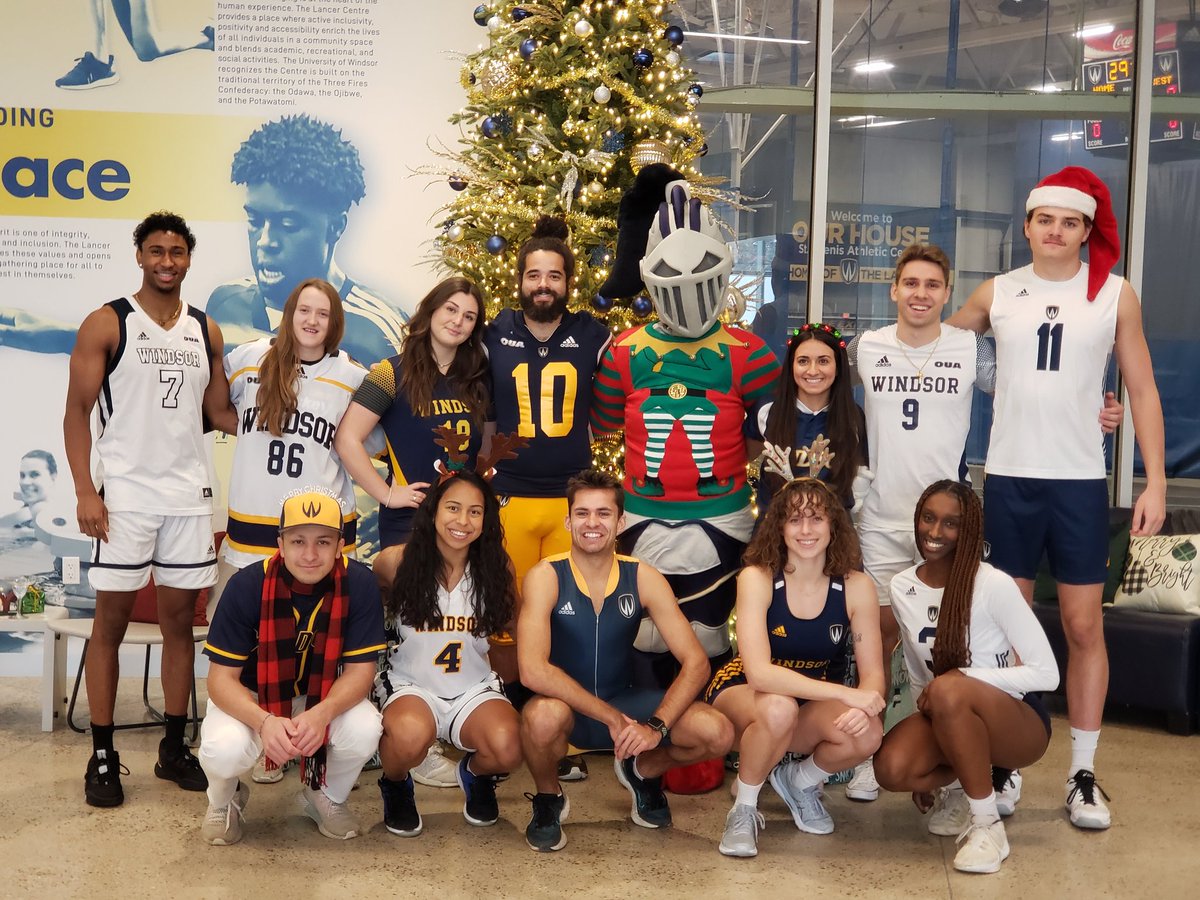 A sneak peak of the stars in the Lancer Holiday video coming soon to a screen near you! ⭐🎄🎅🕎🕯️

#HolidayVideo #LancerFamily #WSR