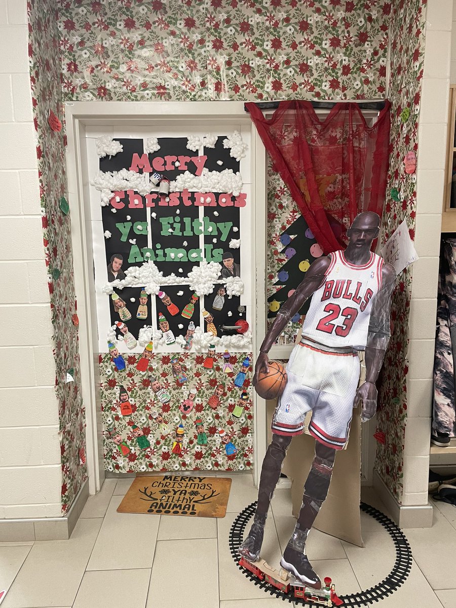 Home Alone Christmas Door Decor! 🥳

This first team pictured got Michael Jordan to spin on the train! A fun STEM opportunity. The train’s motor isn’t strong enough but the fact they got him standing and moving on there is fantastic! 

So proud!💚❤️💚❤️

<a href="/StJohnFI/">St John FI</a>