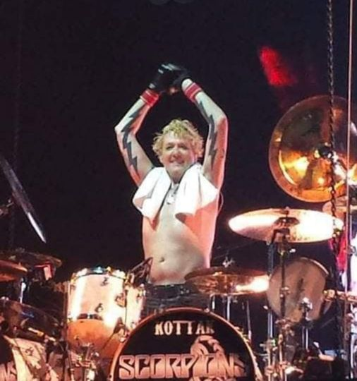 James Kottak tweet media
