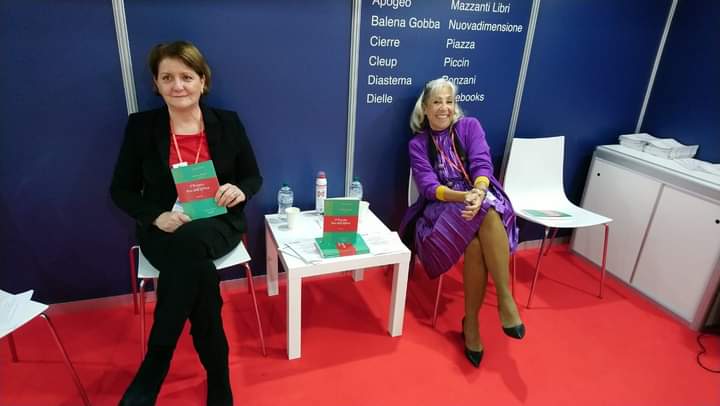 DIOMANDEYAYA7's tweet photo. Mon roman Abobo Marley au Salon National des Petites et Moyennes Éditions à Roma avec Edizioni Bette et une présentation de ma traductrice Lucia Marangoni.
#Konsaba https://t.co/dF2HRwBvFx