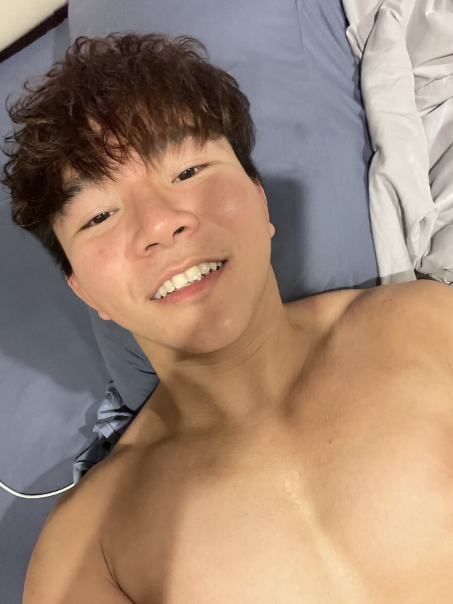HoWlOnGs4ever's tweet photo. ถ้าอยากดูเพิ่ม พี่ช่วยเติมเน้ดให้หน่อยงับ 😅 https://t.co/pfKLXMotTI