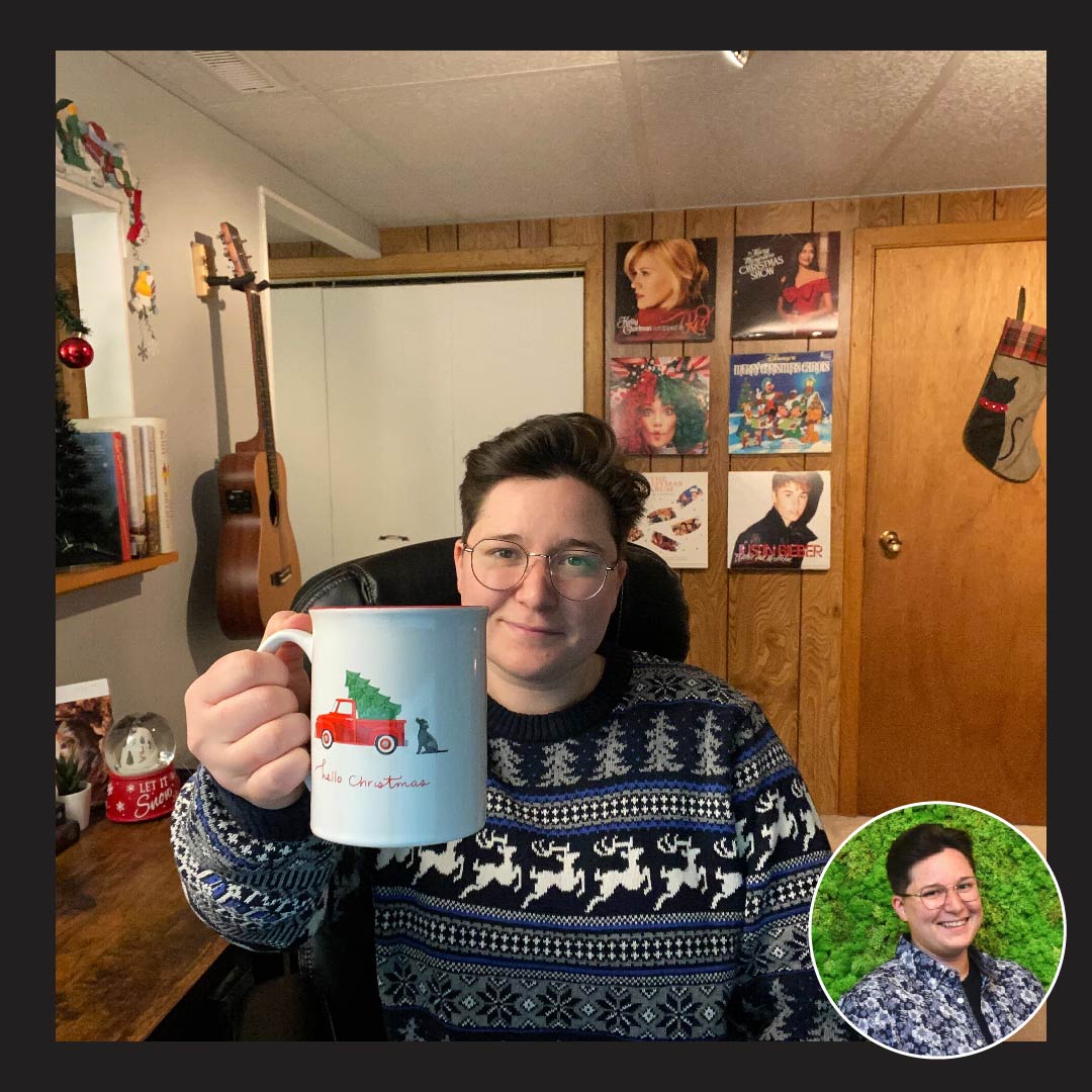 StryveMarketing's tweet photo. 'Tis the season 🎅 ! Stryvers are getting in the holiday spirit through the magic of ✨ home decor ✨.

We’re pretty pumped to show you how we’re decorating. Check it out, and let us know your favs in the comments! 🎄

#HolidayDecor  #WorkCulture #MarketingAgency https://t.co/eHNoIGlrhk