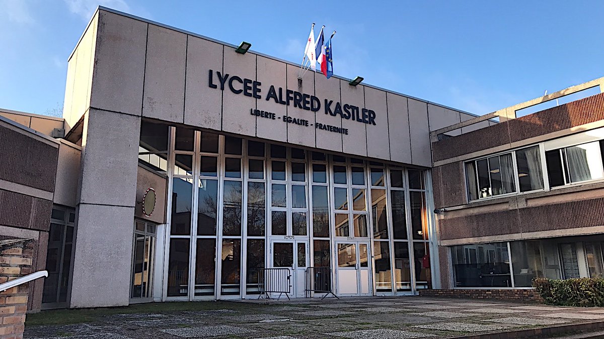 Académie de Versailles tweet media