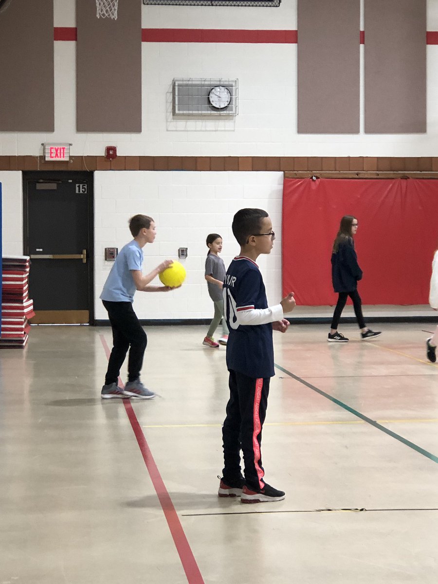 Volleball in full swing 2022. Team work at it finest #engaged64
<a href="/CarpenterD64/">CarpenterD64</a> #d64pe