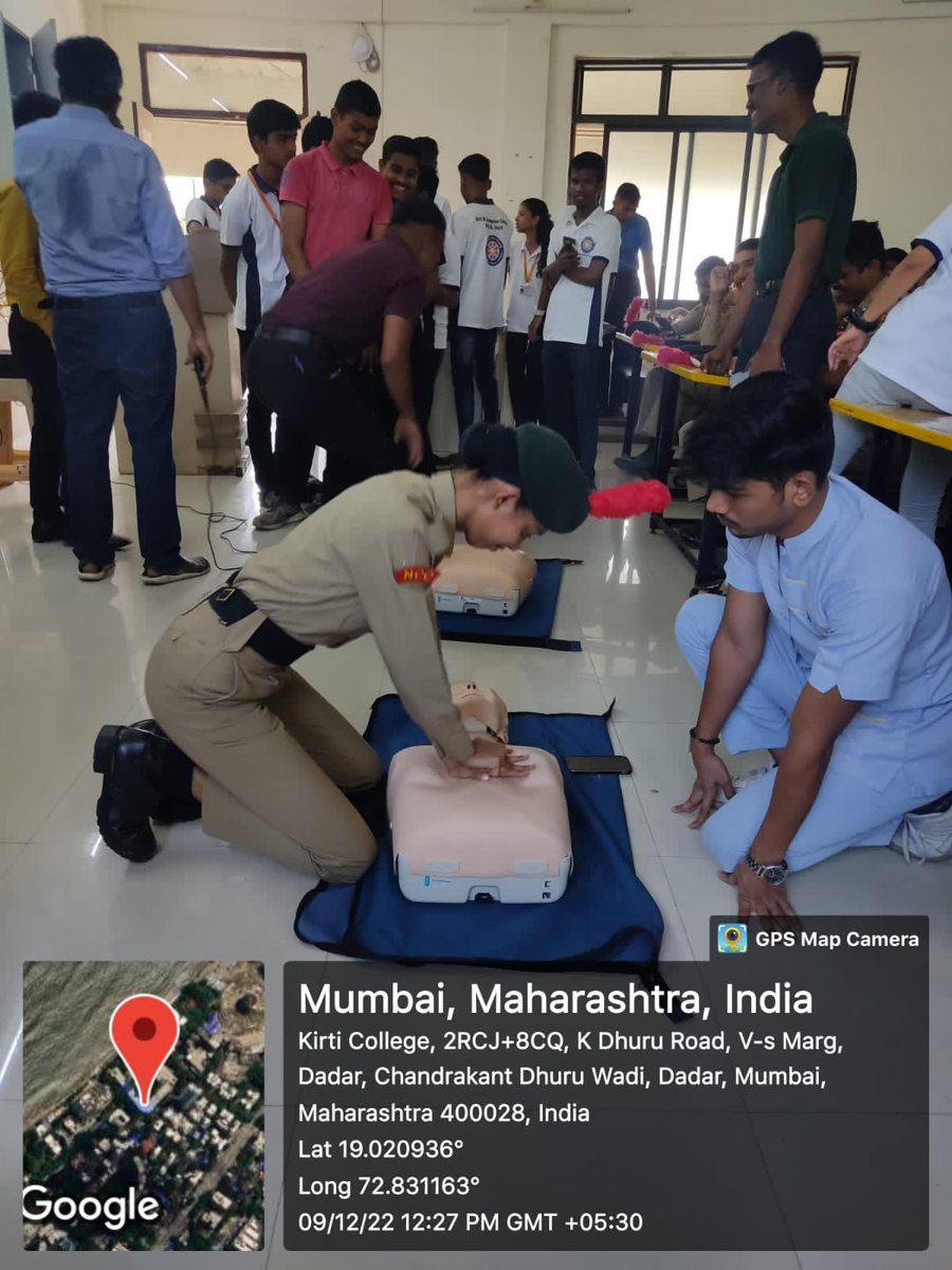 Kirti College under of agies of 5 MAH GIRL'S BN NCC Organised a Workshop on Basic Life Skill and CPR on 9th Dec 2022. Cadets were give training on various basic skills and CPR which are needed in case of emergency before getting medical aid. @KirtiNcc @mumbai_group @HQ_DG_NCC