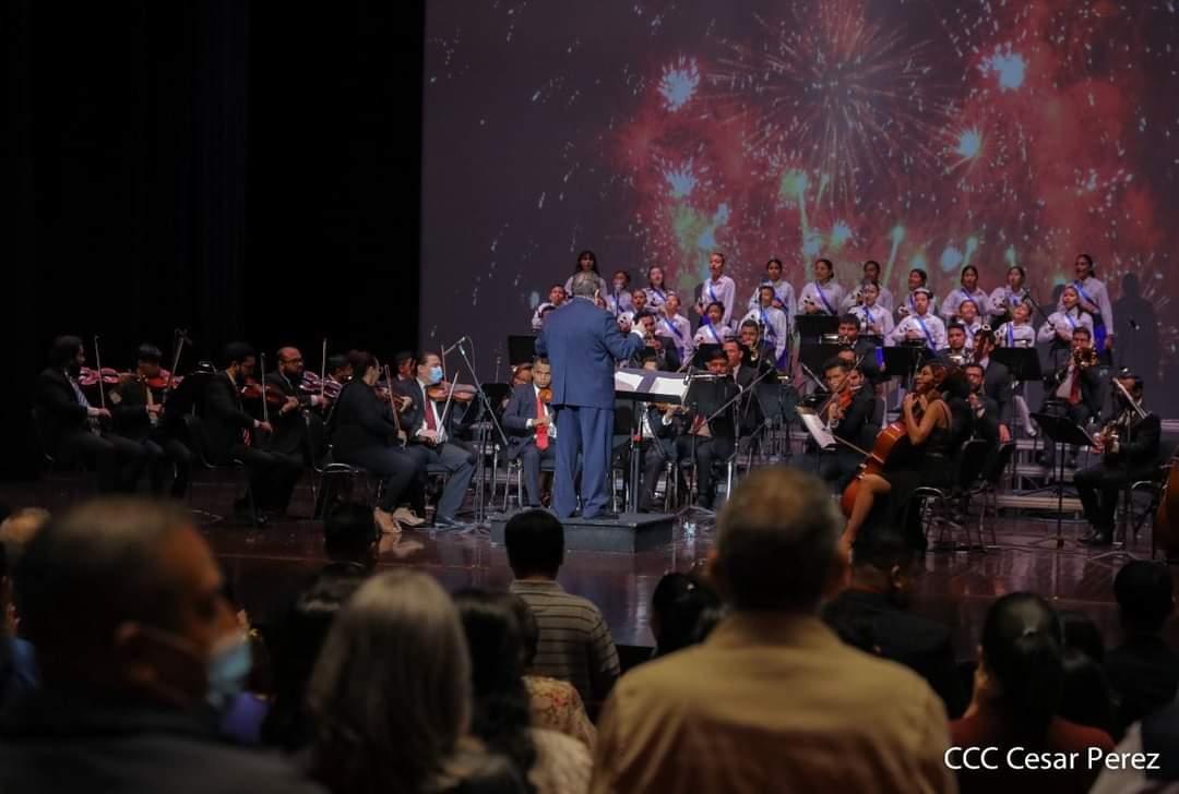 #Nicaragua | Celebra el primer aniversario del restablecimiento de las relaciones diplomáticas y de amistad entre la República de Nicaragua y la República Popular China.✊🏻🇳🇮🇨🇳

#PatriaBenditaYLibre 
#DiciembreAlegriasFamiliares