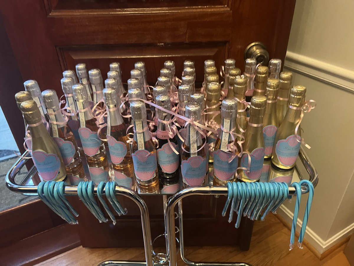 Tis the Season for Champagne &amp; Cookies! Thank you Social Committee for planning a wonderful holiday mix and mingle for our mothers. We especially enjoyed sampling various holiday cookies. 
🍷🍪

#nhcjj #nhcjnj #jjeasternregion #holidayfun #sundayfunday #socialfun