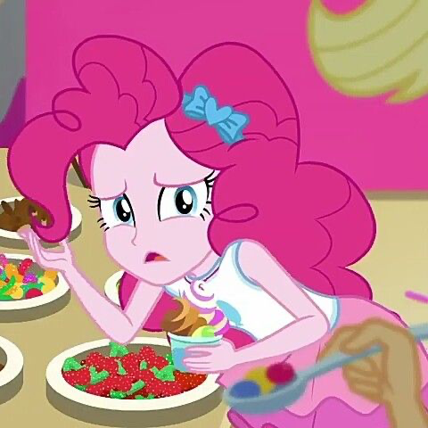 partyresurge's tweet image. ❝  trust me, i know it sounds unbelievable  . . ❞

Pinkie nervously scratched the back of her neck and recalled the time it happened.

❝  i sort of have powers— but it’s usually different and harmless .  ❞