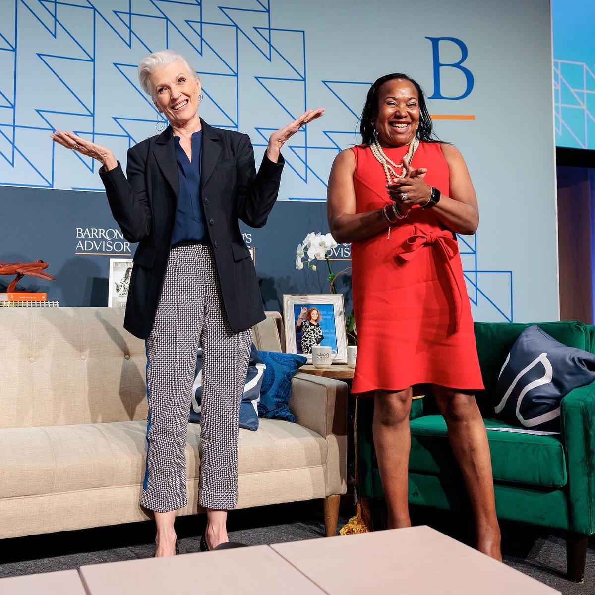 mayemusk's tweet photo. Had a fun talk at the @barronsadvisor conference. #BAWomen @LILAPHOTO @caaspeakers 
#AWomanMakesAPlan 📖
#ItsGreatToBe74 💪💃 https://t.co/TVIETxejQd