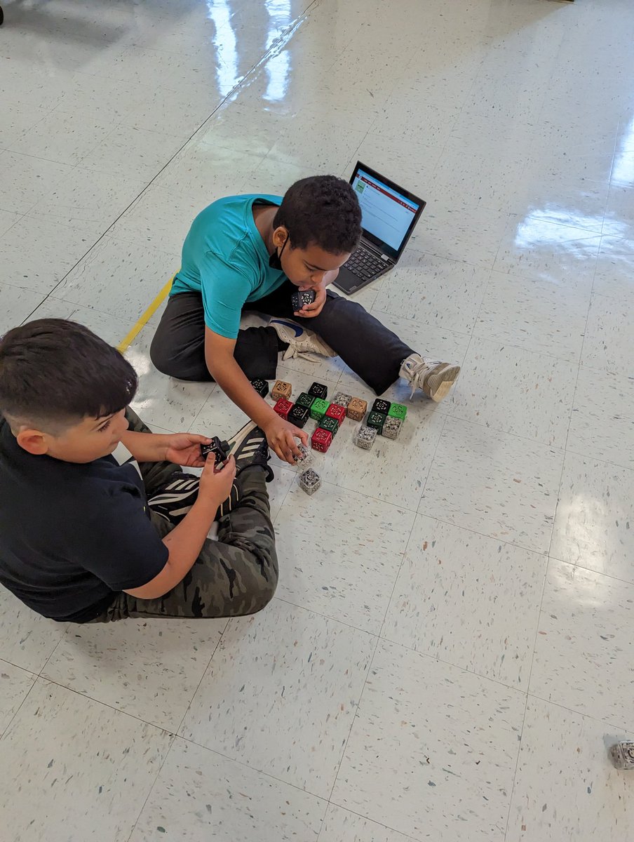 mattharbert21's tweet photo. The @RRD_LCPS #HourOfCode event went very well! The kids had a great time exploring #cubelets, #LegoSpike, @Ozobot evos, and #GoogleCSFirst! @LEGO_Education @GoogleForEdu @csforlcps @Mrs_Mark_ https://t.co/PMs2xEKcxG