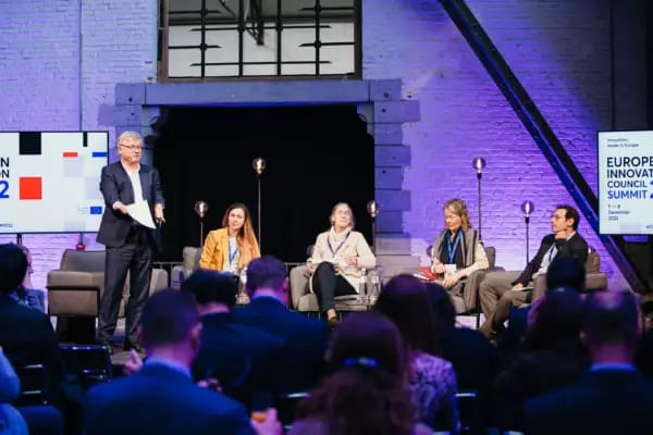 <a href="/ESNAlliance/">Europe Startup Nations Alliance</a>  @ #EIC Summit ´22 organized by the <a href="/EU_Commission/">European Commission</a> 

Our Chairwoman of the Presidency Board <a href="/MarketaHavlova/">Marketa Prenosilova</a> participated on a panel about Regulations &amp; Innovation, where she had the chance to highlight some of the results from our SNS Baseline Report.
