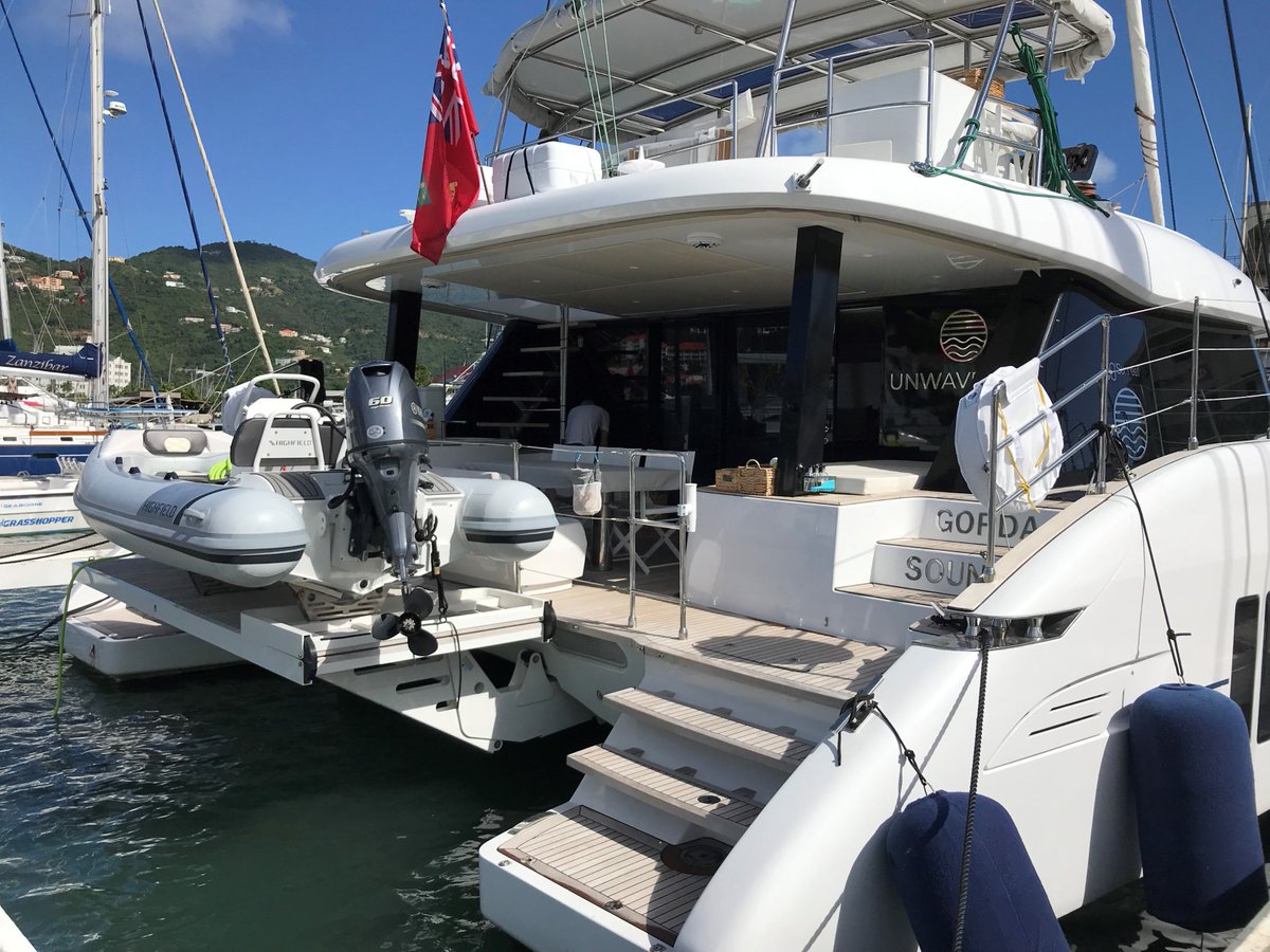 RegencyFleet's tweet photo. Happy to see the NEW Sunreef 50 UNWAVERING https://t.co/w8PjWGMKC6 arrive in the BVI. She and her crew are ready to begin the BVI charter season.

#crewedyacht #sunreef #catamaran #BVI #sailing #yachtcharters #LuxuryTravel #sailBVI #Foodies https://t.co/kd6lD83xaC