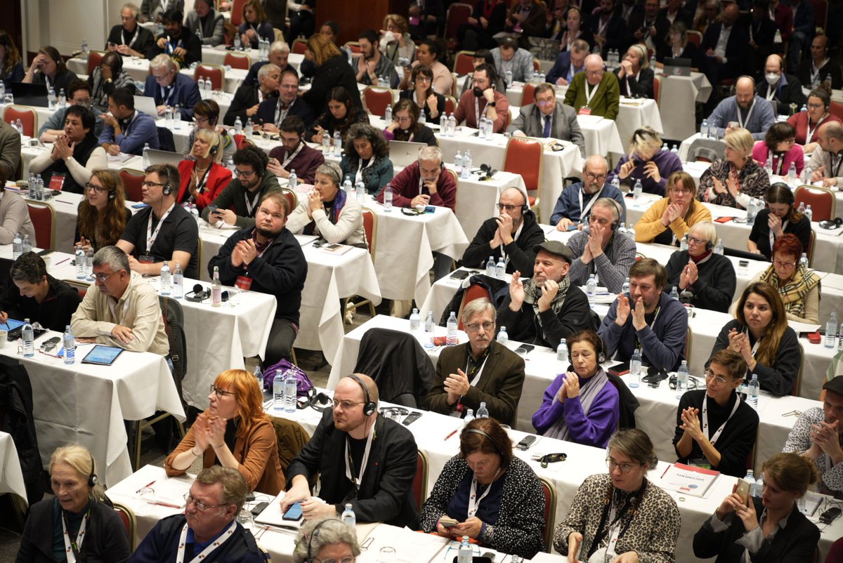 🚩 Aquest cap de setmana participem en el Congrés del Partit de l'Esquerra Europa que se celebra a Viena.

🕊️Pau 🍞Pa🌹Roses

#ELCONGRESS2022
📸 @europeanleft